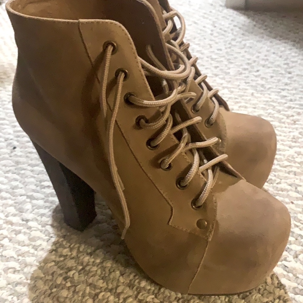 Like new Jeffrey Campbell suede handmade boots size 7